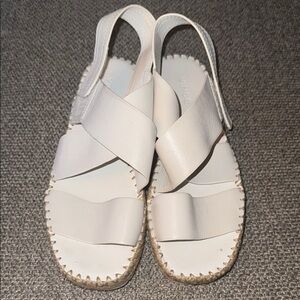 Women's Vince White Leather Espadrille Sandals Sz 8 excellent condition!